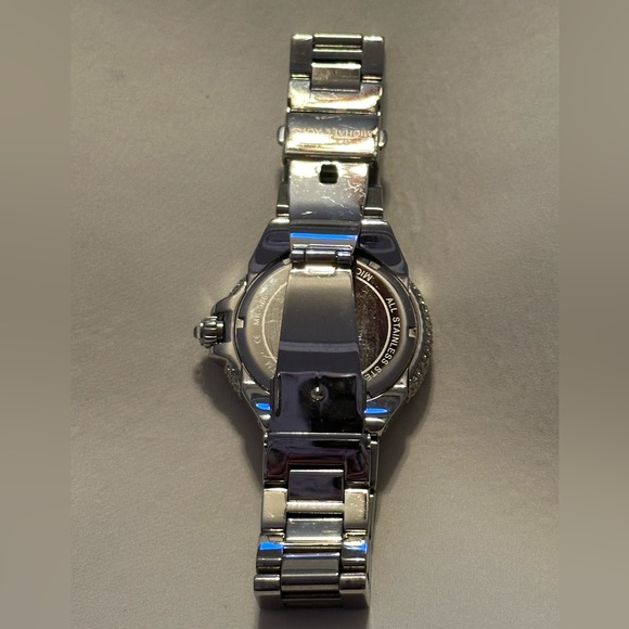 Authentic Michael Kors Silver Crystal Woman’s Watch! - Picture 3 of 8